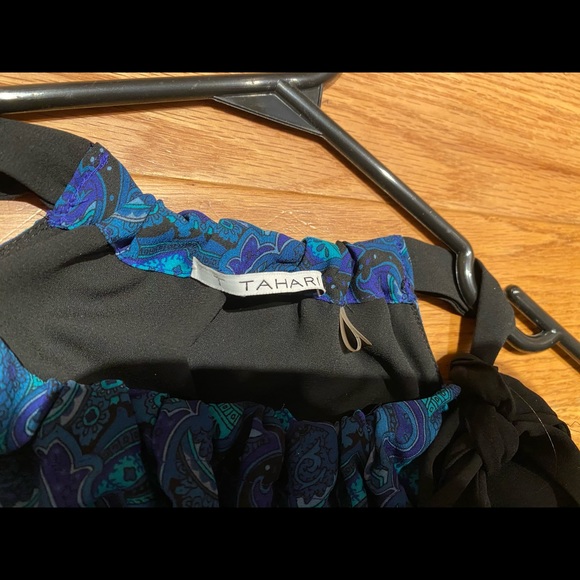 Tahari tie-neck blouse - Picture 4 of 7